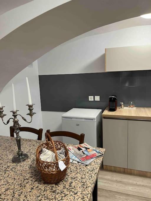 Hidden Gem Apartment In The Center Of The City Brasov Exterior photo